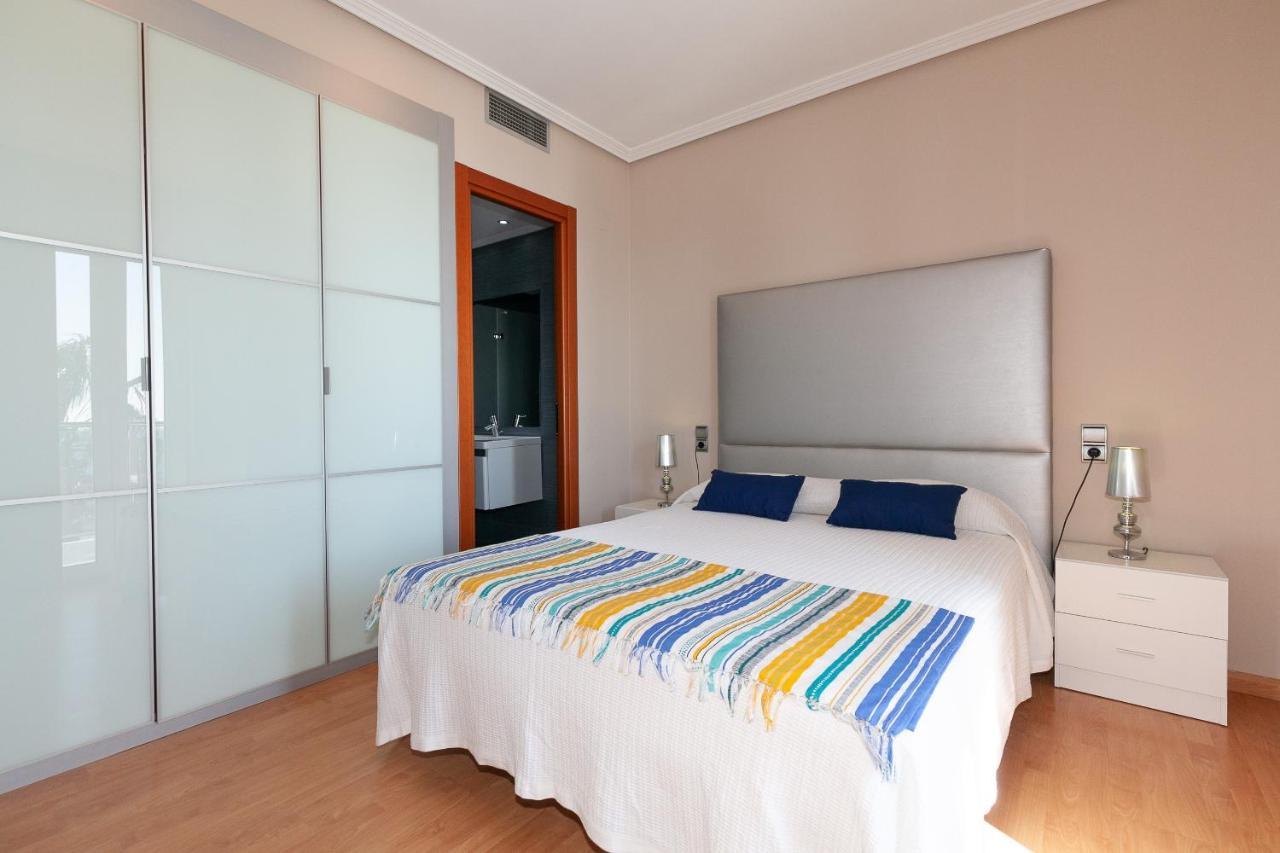 Uhc Las Palmas Apartman Salou Kültér fotó